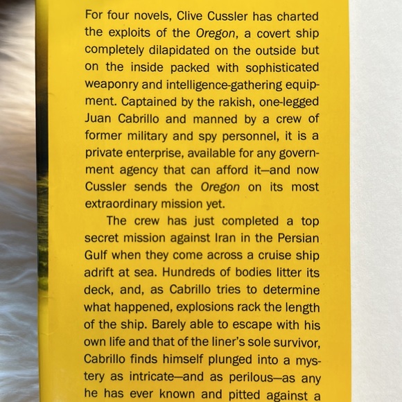 Adventure set of 2 hardcover - Picture 8 of 8